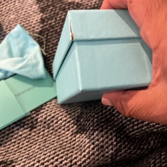 Authentic Tiffany & Co Sunglasses/glasses  case and box - Picture 9 of 10